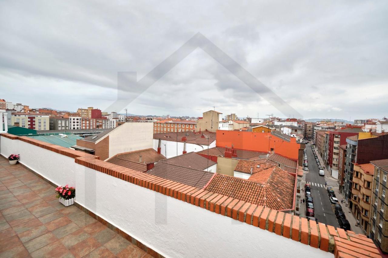 Espectacular Atico A Un Paso Del Centro De Gijon Bed and Breakfast Buitenkant foto