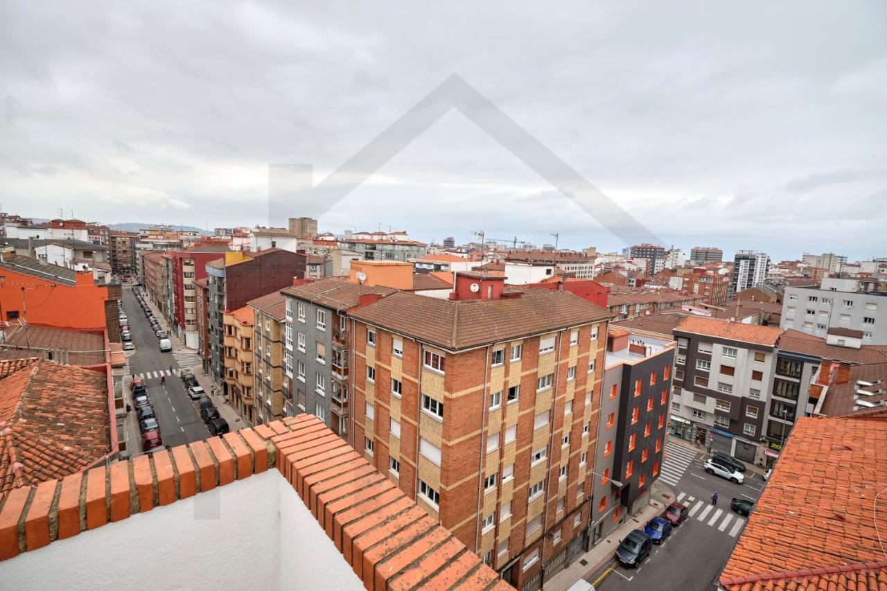 Espectacular Atico A Un Paso Del Centro De Gijon Bed and Breakfast Buitenkant foto